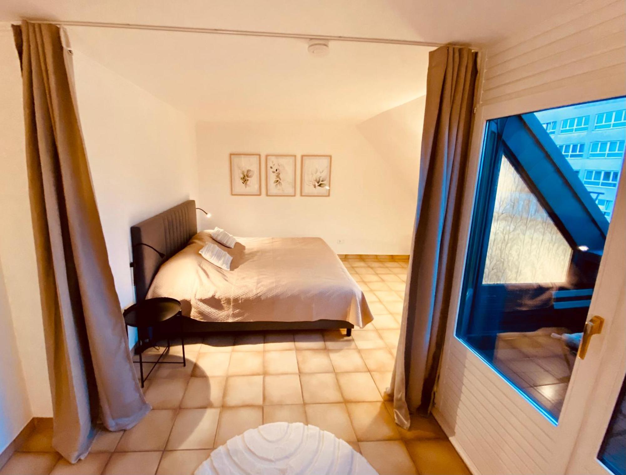Living With Soul - Appartement Ueber Den Daechern Von Wiesbaden Eksteriør billede